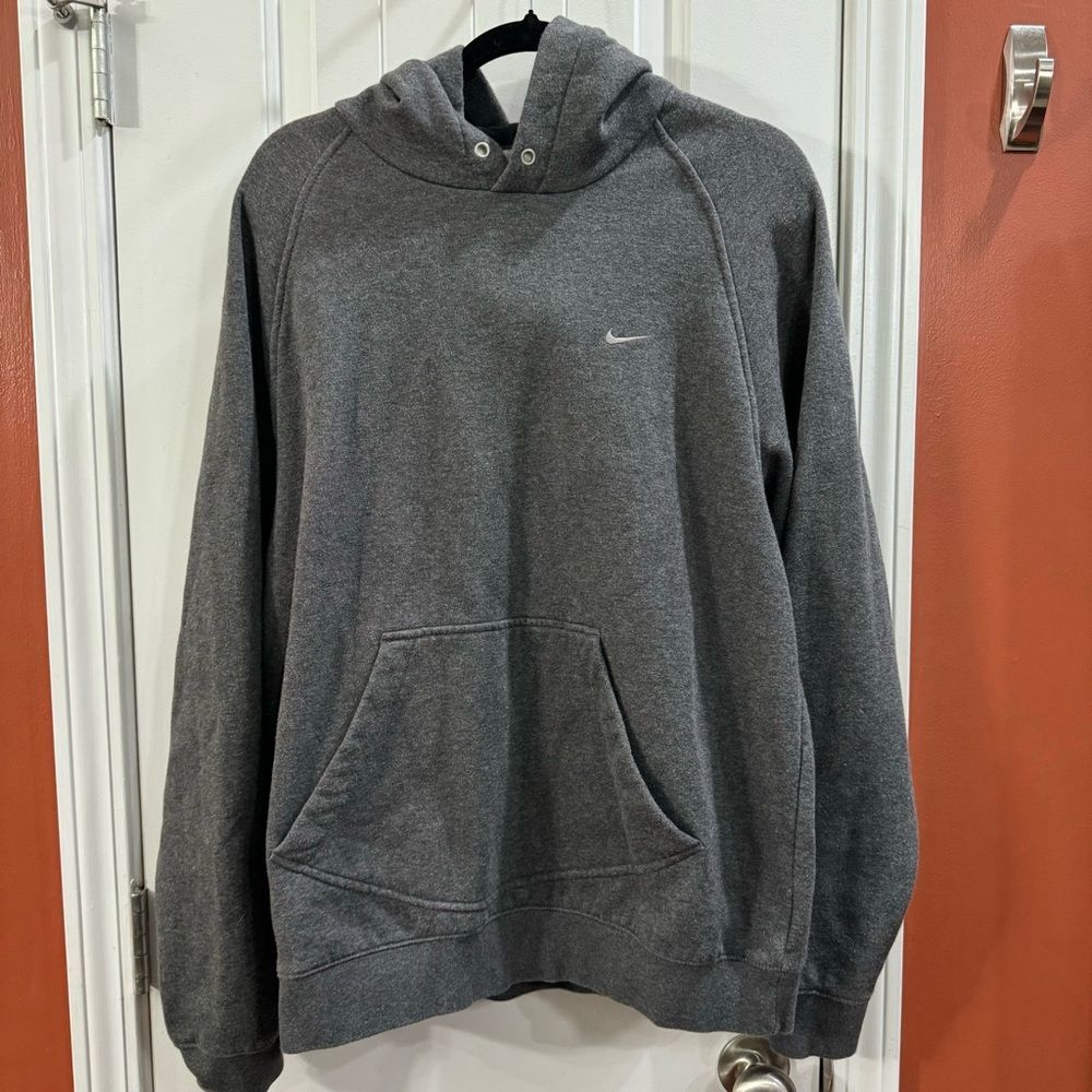 Nike Men's Gray Hoodie Size Large